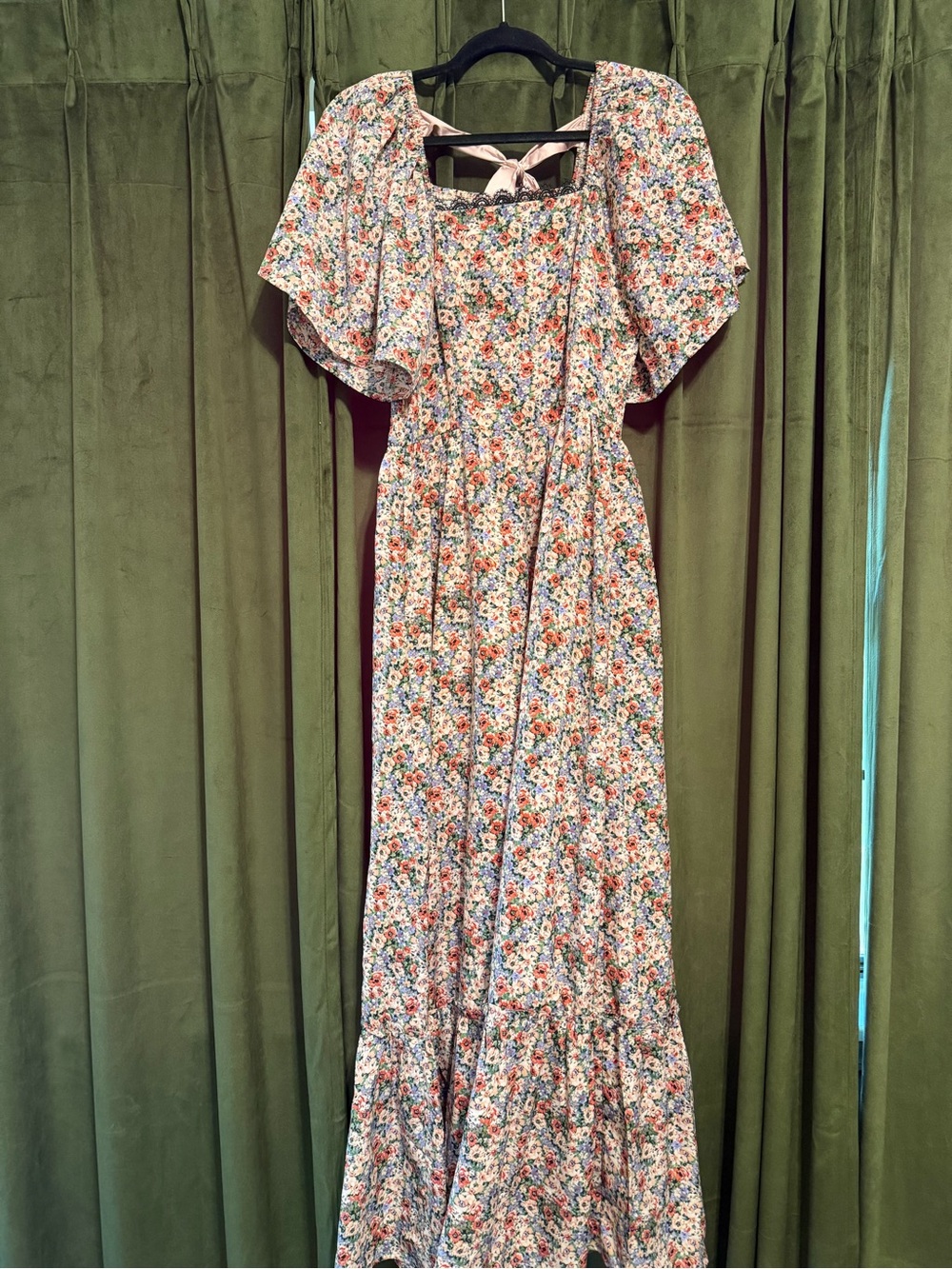 Floral Square-Neck Maxi Dress - Roolee